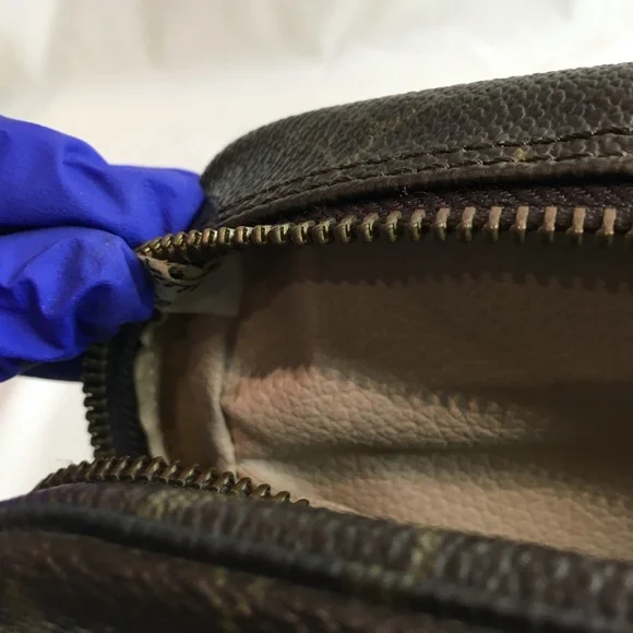 Louis Vuitton Monogram Truth Toilette Pochette Sku#83906 - Picture 11 of 12